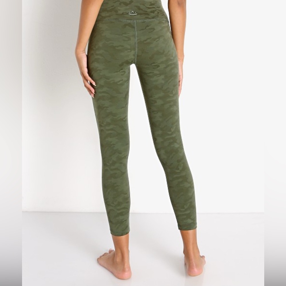 Beyond Yoga Eden Green and Camouflage Leggings